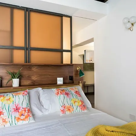 Monti Exclusive Medieval Tower Apartment