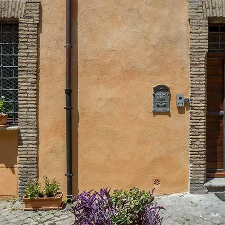 Monti Exclusive Medieval Tower *